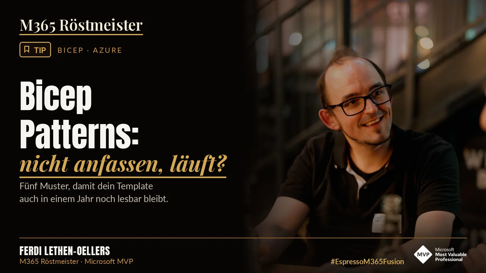 Ferdi Lethen-Oellers neben dem Schriftzug „Bicep Patterns: nicht anfassen, läuft?“